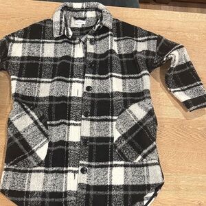 Evereve Monochrome Plaid Shacket